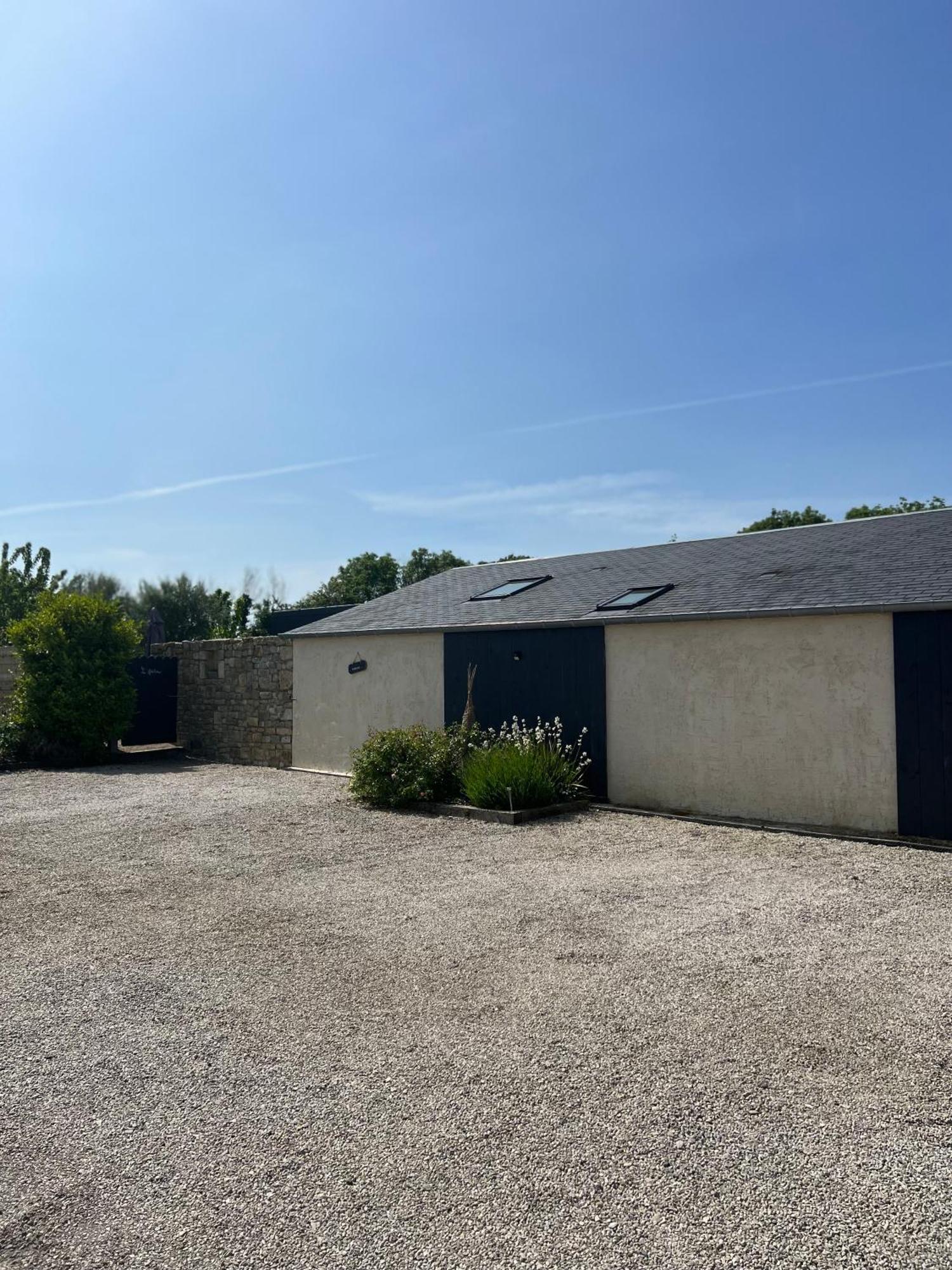 L'Atelier, Dependance De Charme, Ste Mere Eglise Villa Sainte-Mere-Eglise Exterior photo